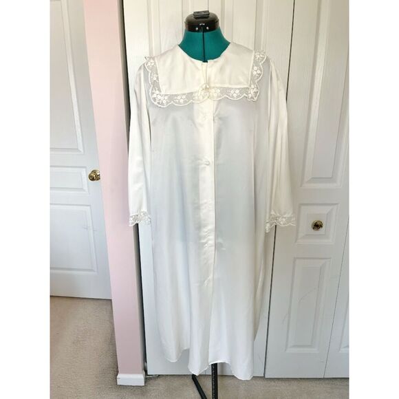 Christian Dior Silk Blend Lace Peter Pan Collar Button Long Sleeve Sleepwear - Picture 1 of 15